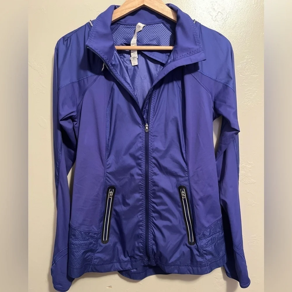 Lululemon Nothin' But Run Blue Jacket Lightweight Water Repellent Women's Size 6